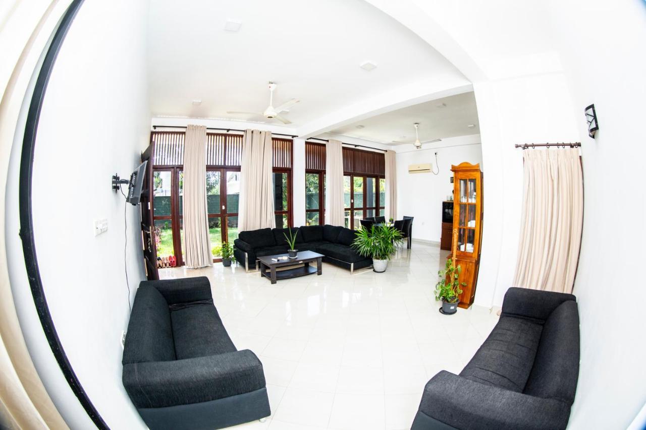 Anthuan Residence Negombo Exterior foto