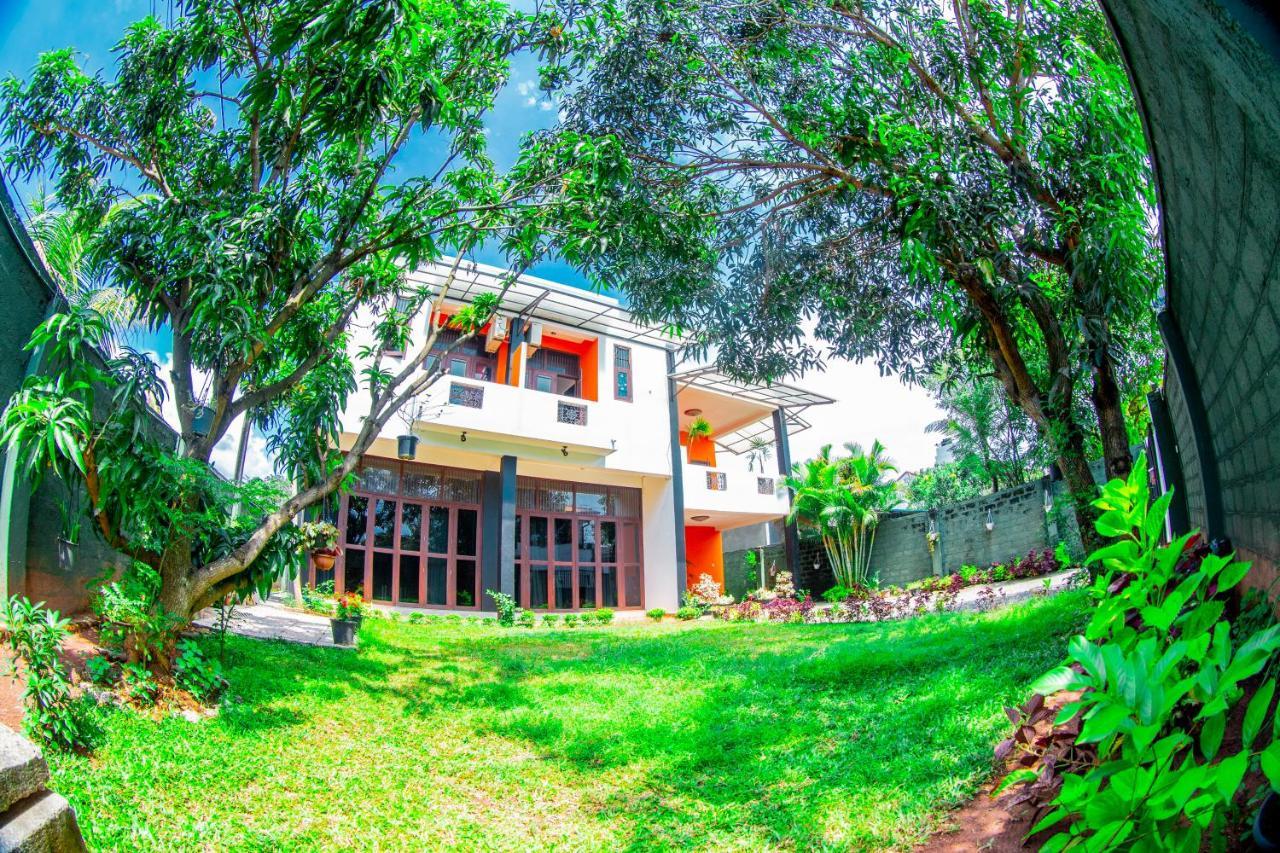 Anthuan Residence Negombo Exterior foto